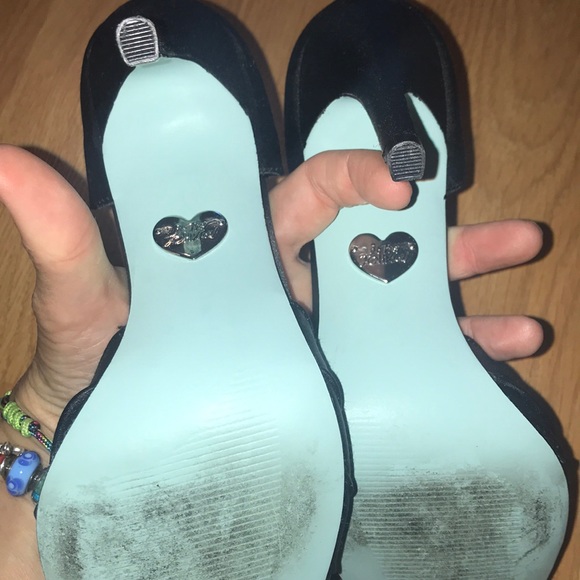 BETSEY JOHNSON Dancing Gleam Heels in black,7/37! - Picture 5 of 8